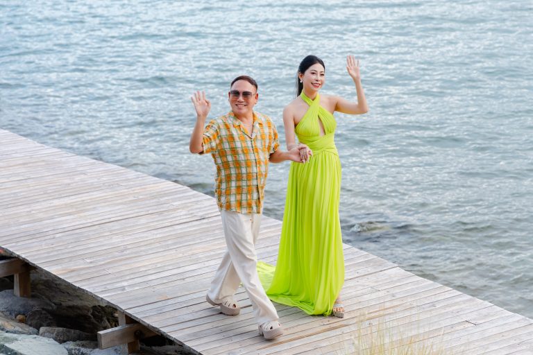 BST “Sắc màu hoàng hôn” và dấu ấn của “phù thủy áo dài Việt” – NTK Tony Phạm