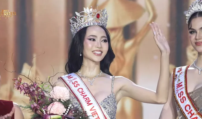 Nhan sắc đời thường của Miss Charm Vietnam 2026